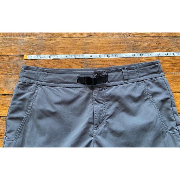 COLUMBIA Titanium Nylon Gray Adventure Shorts Womens sz 10 - Picture 8 of 12